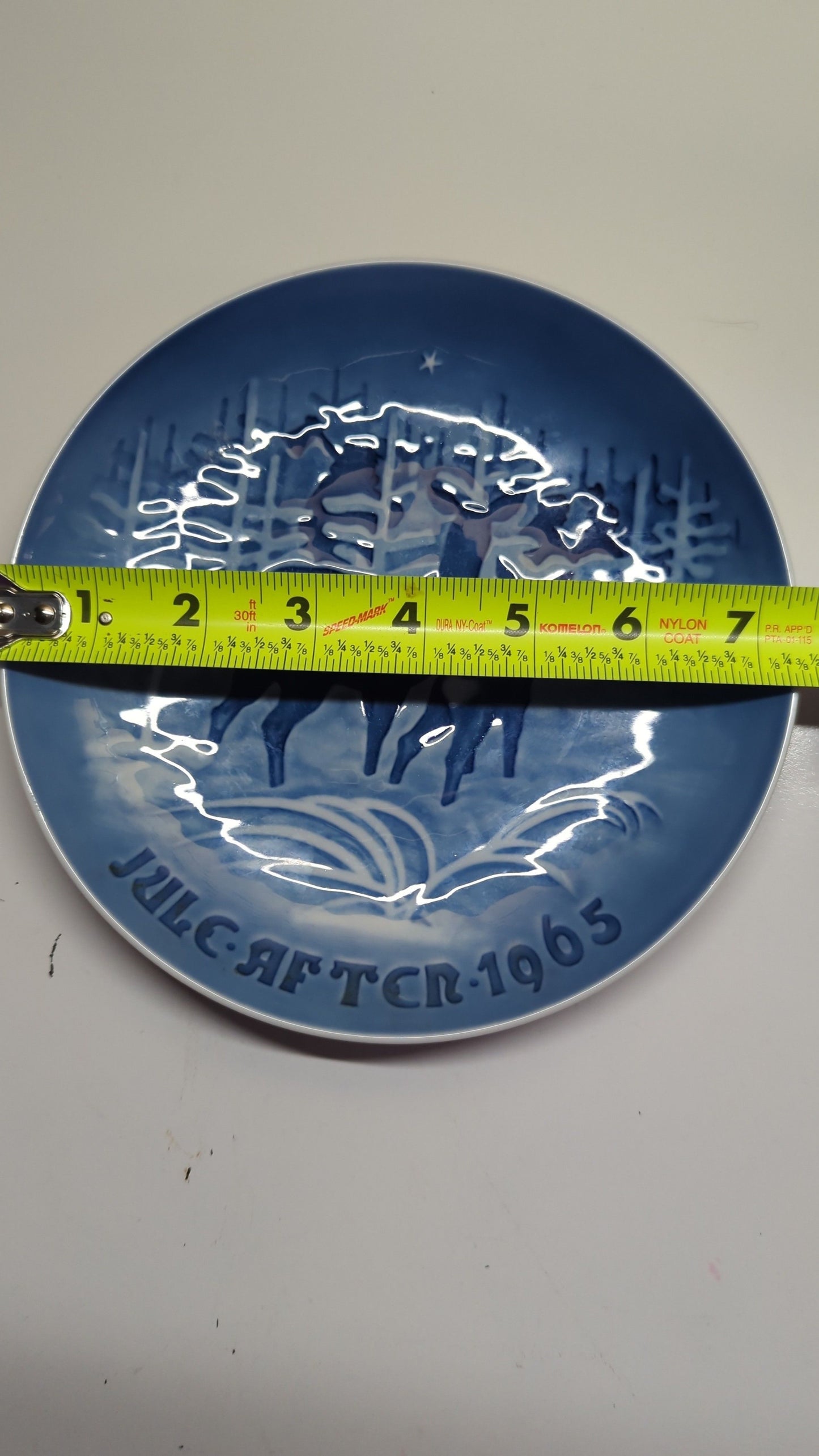 Jule After 1965 deer plate 7.25" w/wire hanger