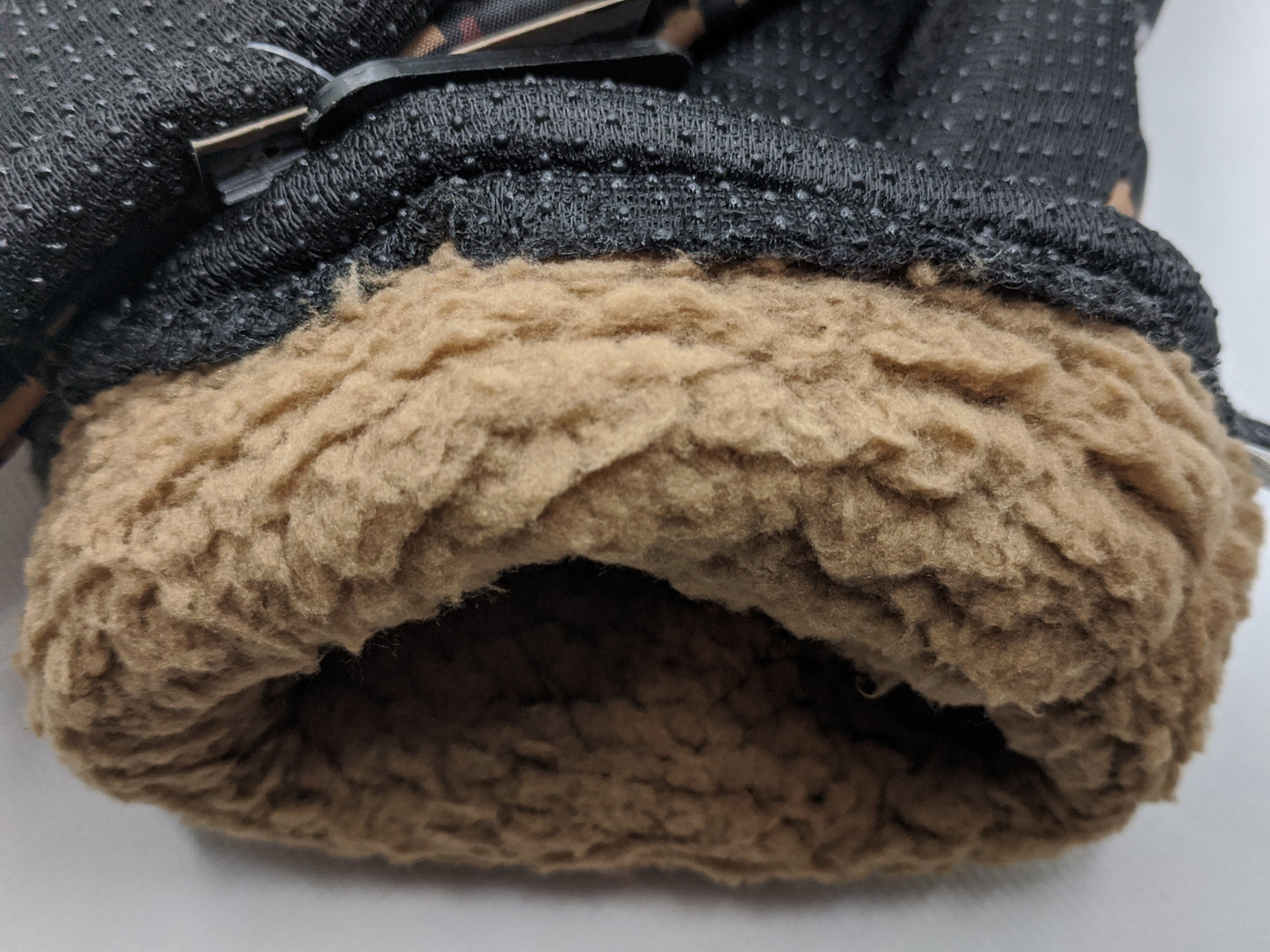 Mens Large Winter Gloves - Water Resistant - Camo