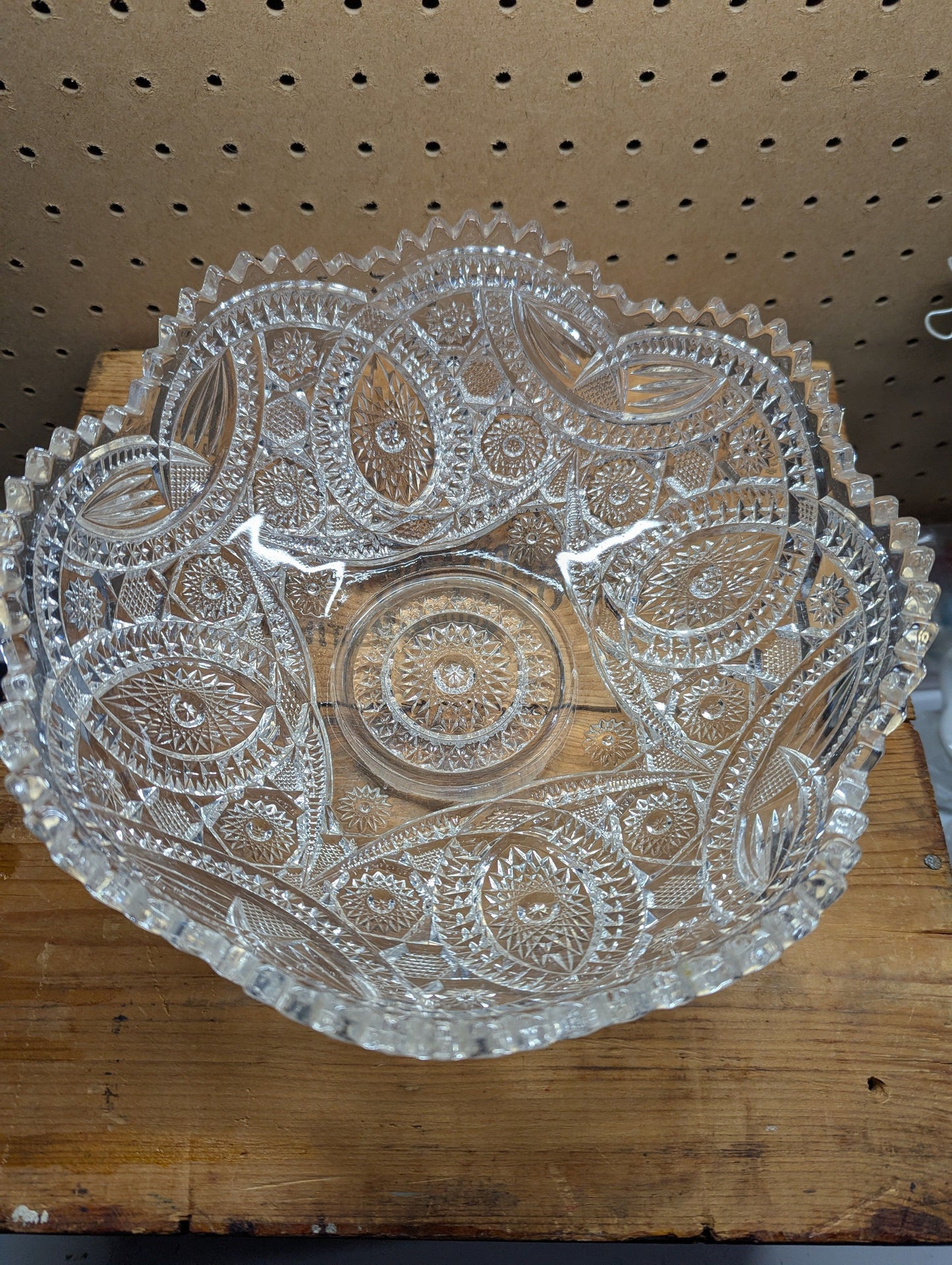 Vintage American Thick Cut Hobstars and Sawtooth Bowl