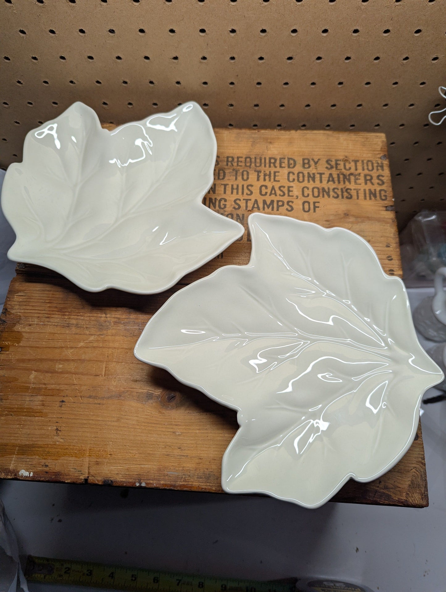 Better Homes and Gardens White Leaf Trinket/Snack Plates - Set of 2