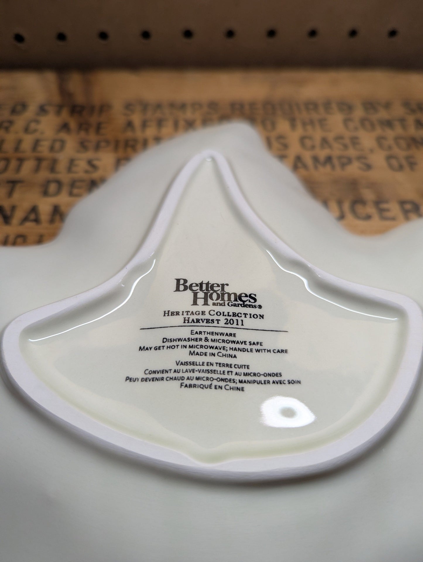 Better Homes and Gardens White Leaf Trinket/Snack Plates - Set of 2
