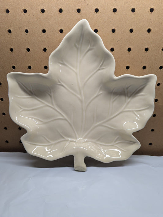 Ceramic Cream Leaf Dish 8"