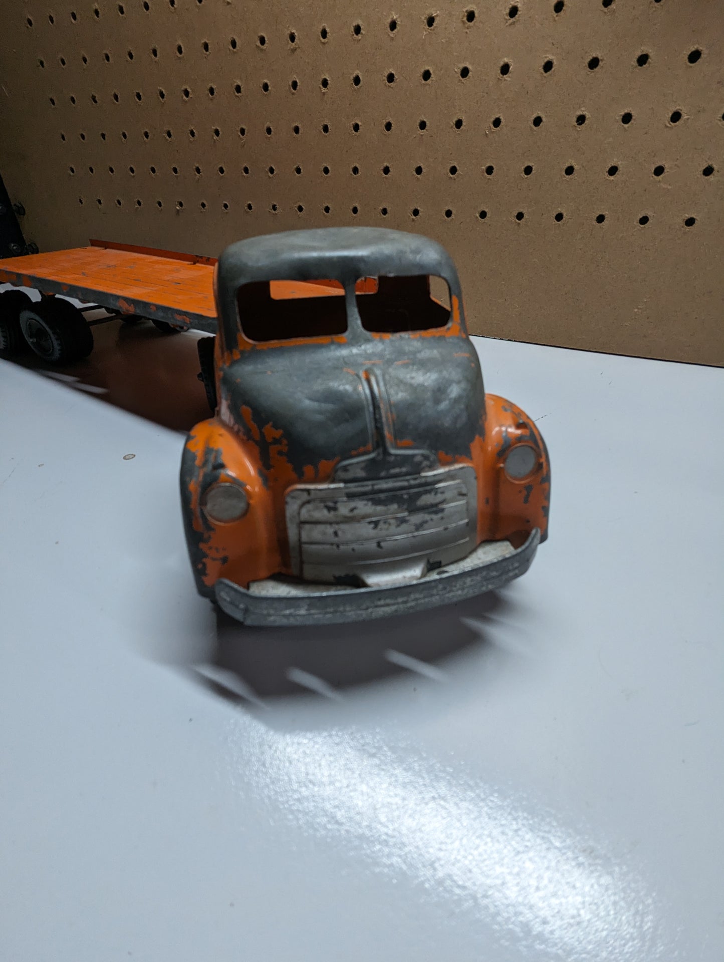 1950 Hubley Stake Truck 500 Series Vintage Orange Toy Flatbed