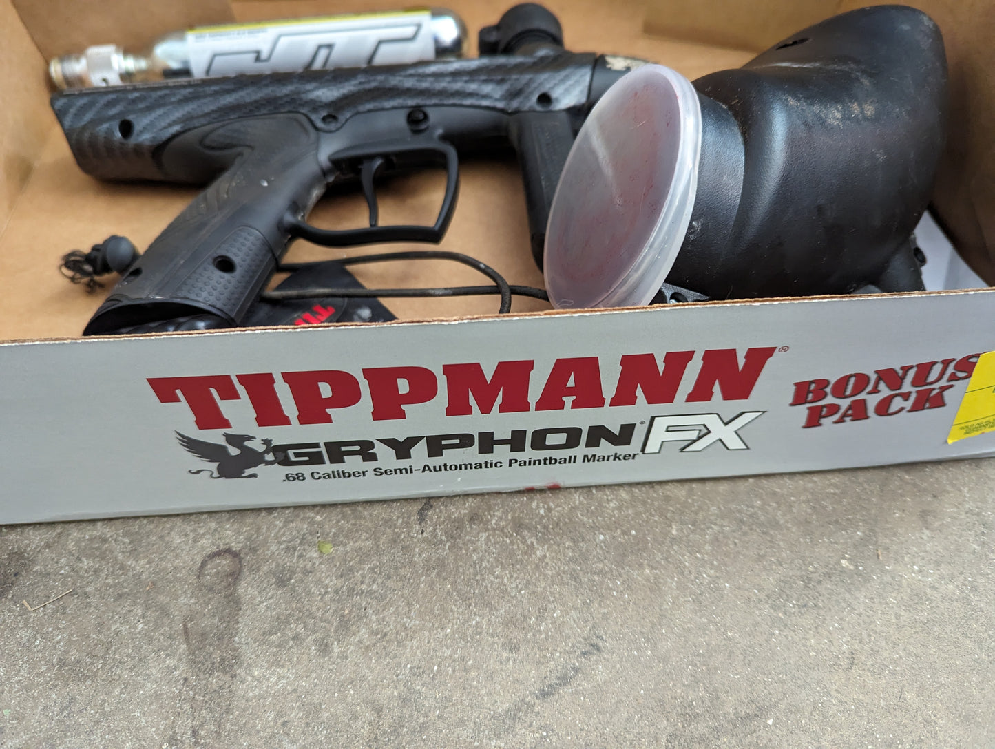 Tippmann Gryphon FX Paintball Marker with Extra's - USED