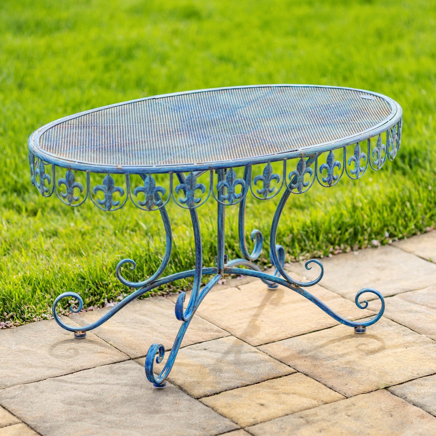 La Rochelle Round Iron Bistro Table with Fleur-de-lis Details in Cobalt Blue