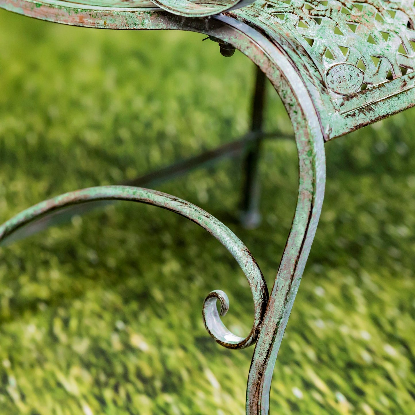 Gaia Iron Garden Armchair in Verdi Green