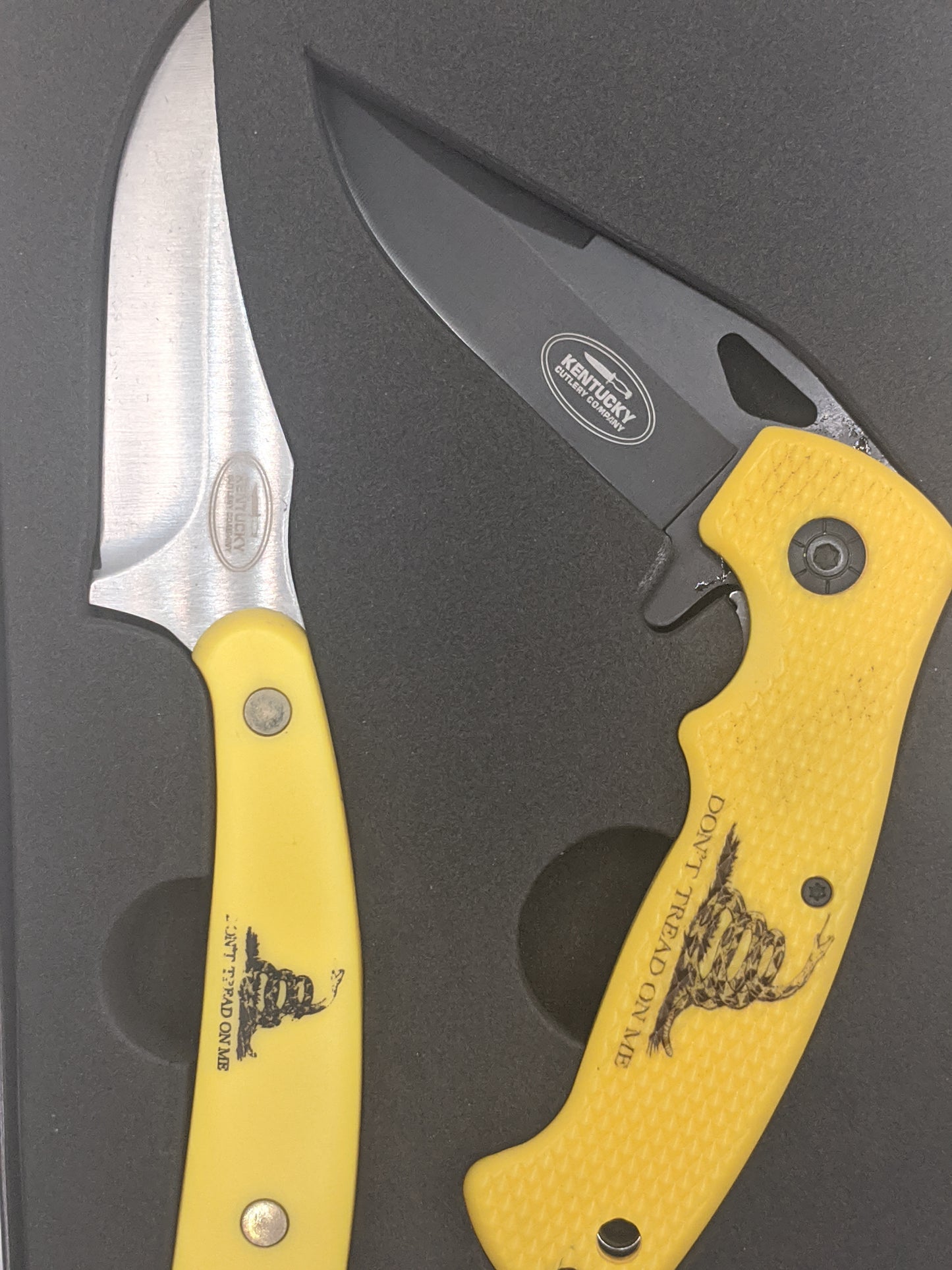 Don't Tread On Me 2 Piece Knife Set