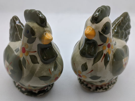 Temp-Tation's Old World Chicken Salt And Pepper Shaker Set, Olive Green