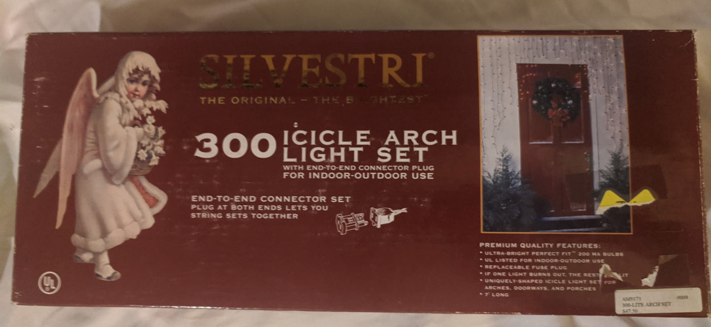 Silvestri 300 Icicle Arch Light Set